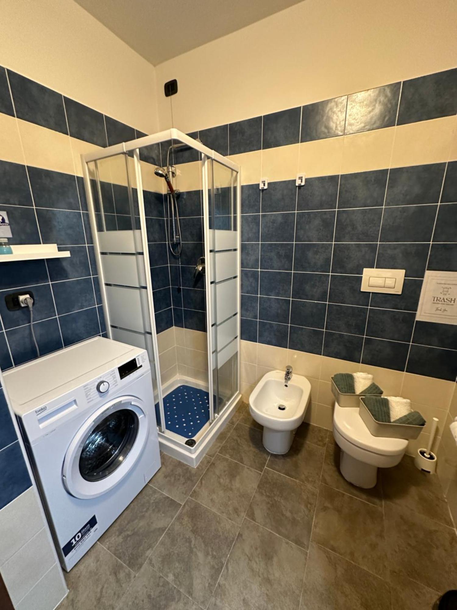 Il Gabbiano Savona "Luxury House" - Wifi, Parking, Shopping Center Apartment ภายนอก รูปภาพ