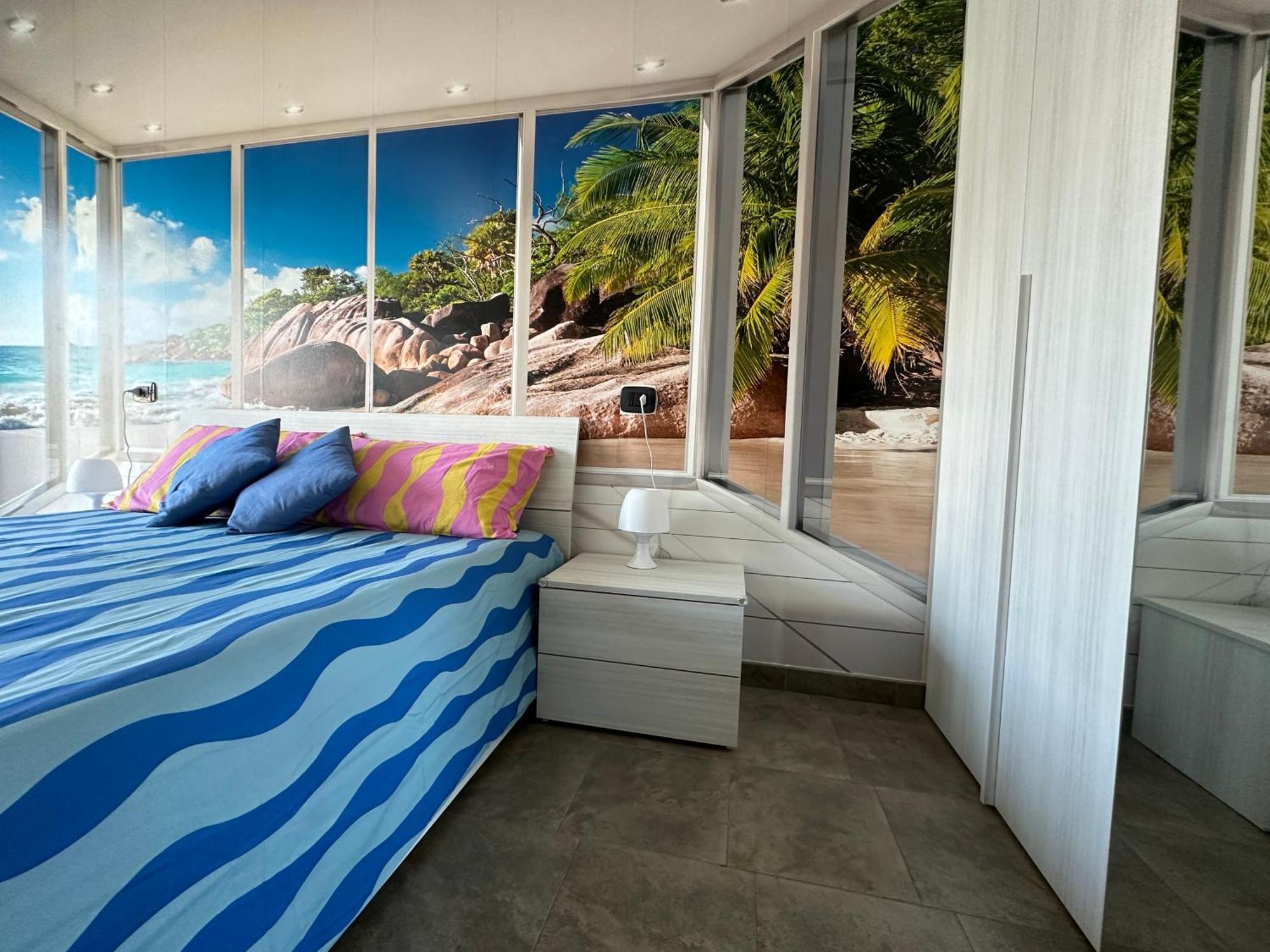 Il Gabbiano Savona "Luxury House" - Wifi, Parking, Shopping Center Apartment ภายนอก รูปภาพ